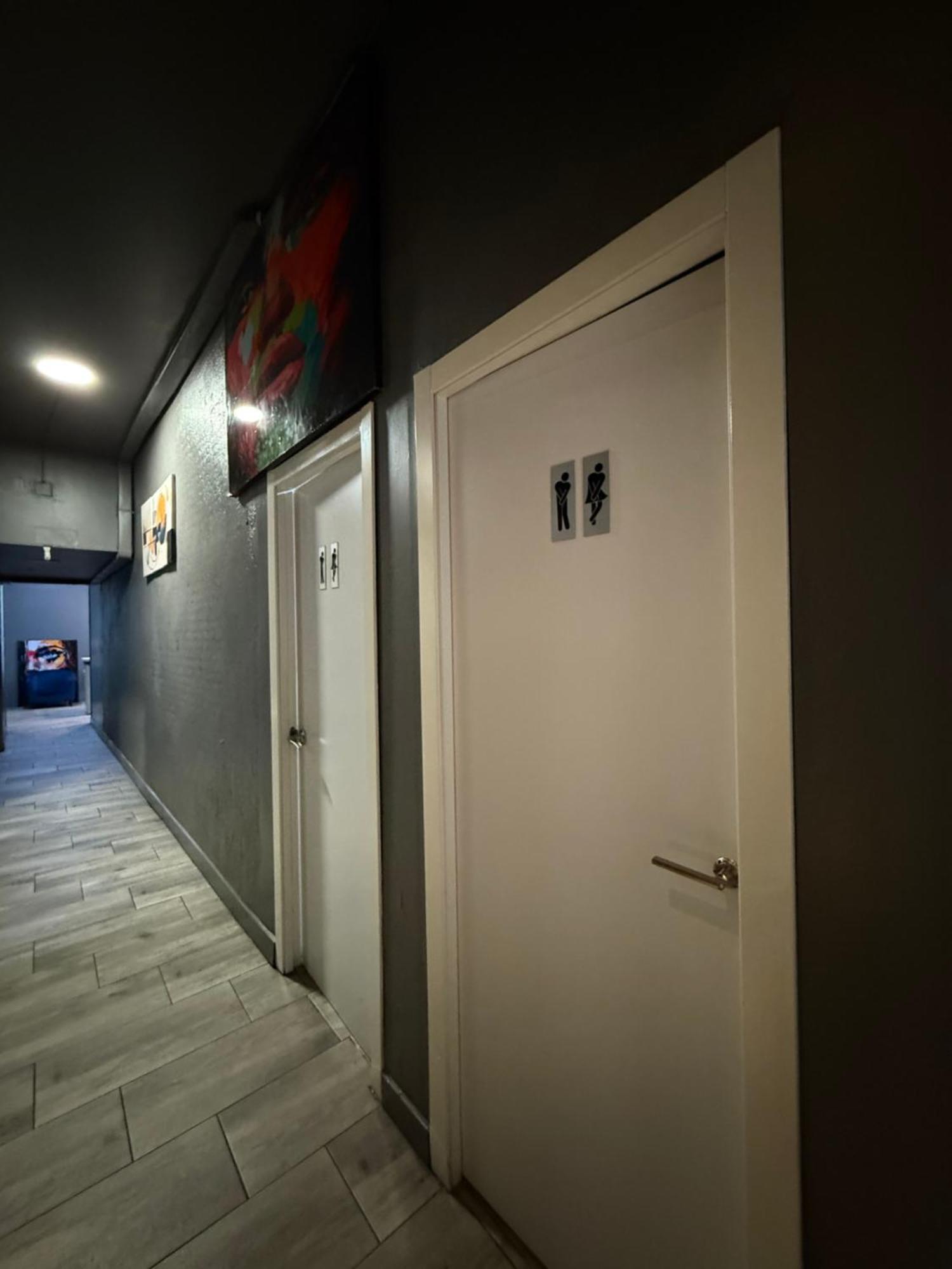 Hostel Rio Madryt Zewnętrze zdjęcie
