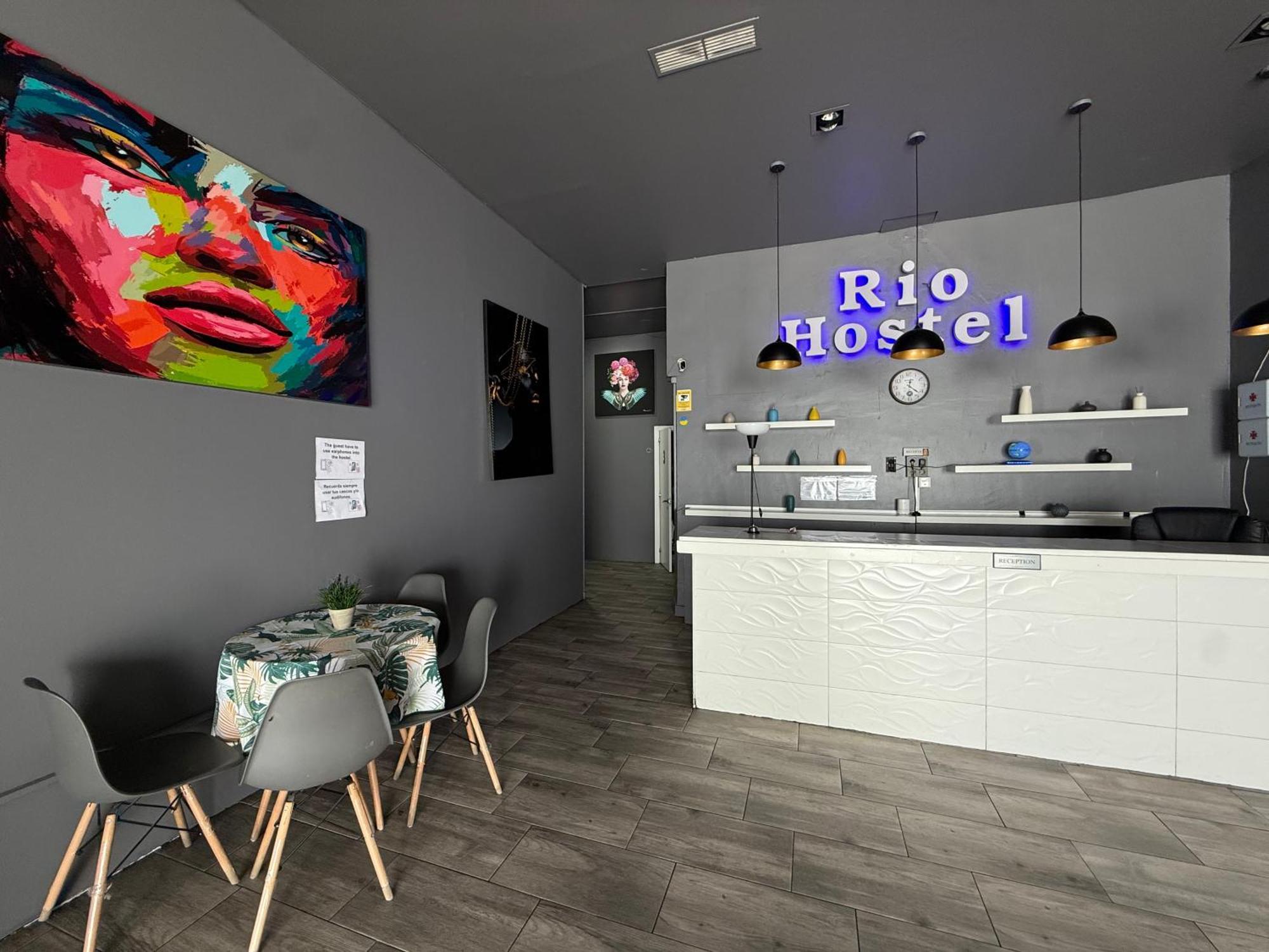 Hostel Rio Madryt Zewnętrze zdjęcie